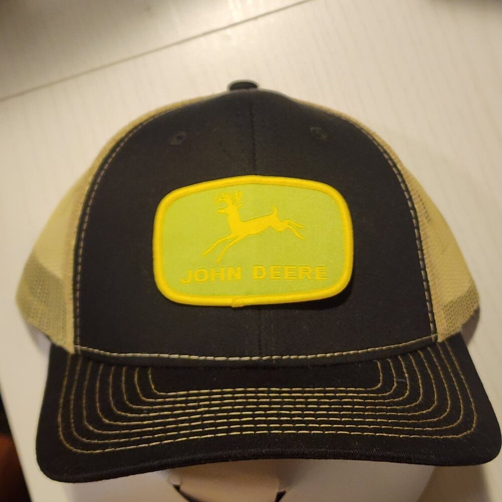 John Deere Black/Vegas Gold Mesh Snapback Trucker Hat